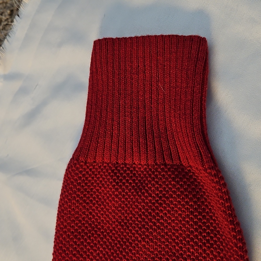 Club Room Bold Red Knitwear - Picture 7 of 14
